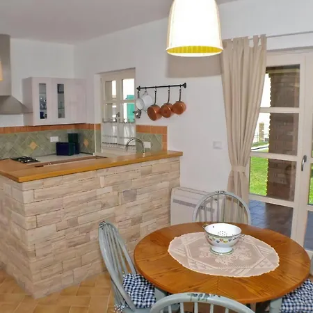 Nika Mit Privatem Aussenwhirlpool Holiday home Buici (Istria)